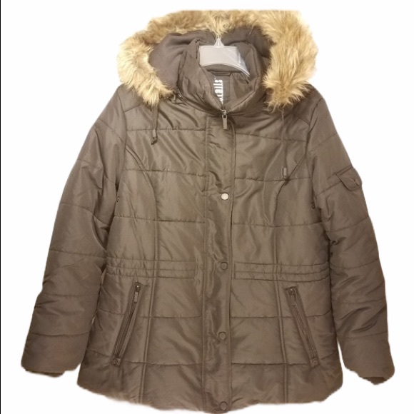 Details XL coat with fur collar - Picture 1 of 8